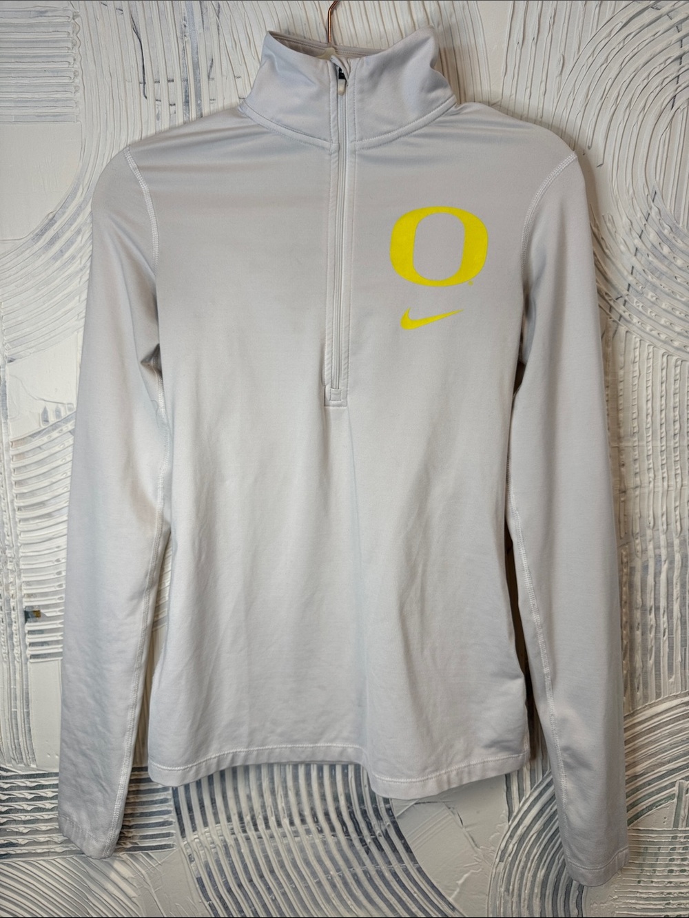 Nike Women’s White Quarter-Zip Pullover with Yellow Oregon O N0775